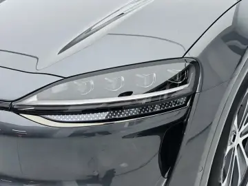 2026 Luxeed R7 с пробегом 12 000 км