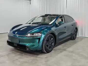 Luxeed R7
