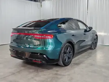 2026 Luxeed R7 с пробегом 19 000 км