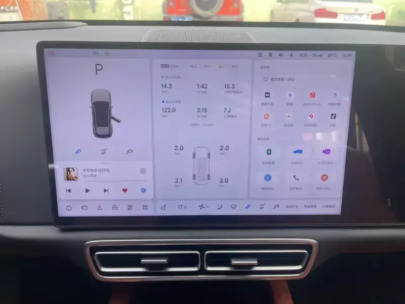 2024 Li Auto (Lixiang) L6 с пробегом 12 000 км