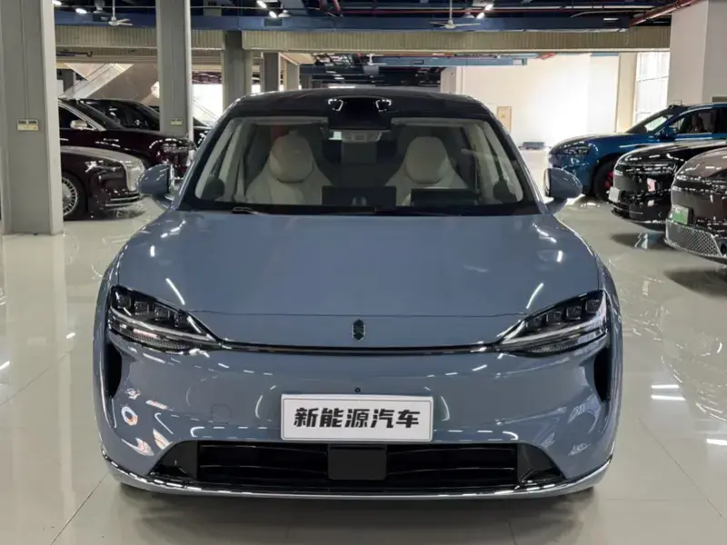 2026 Luxeed R7 с пробегом 6 000 км