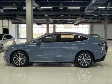 2026 Luxeed R7 с пробегом 6 000 км