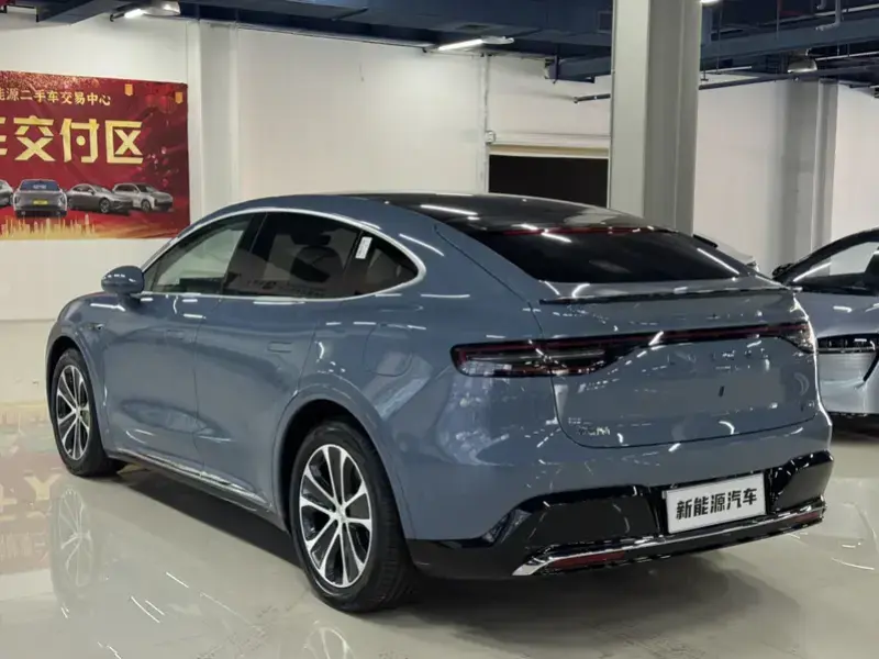 2026 Luxeed R7 с пробегом 6 000 км