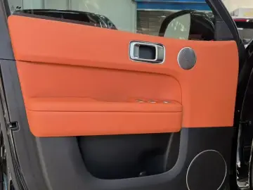 2024 Li Auto (Lixiang) L6 с пробегом 25 000 км