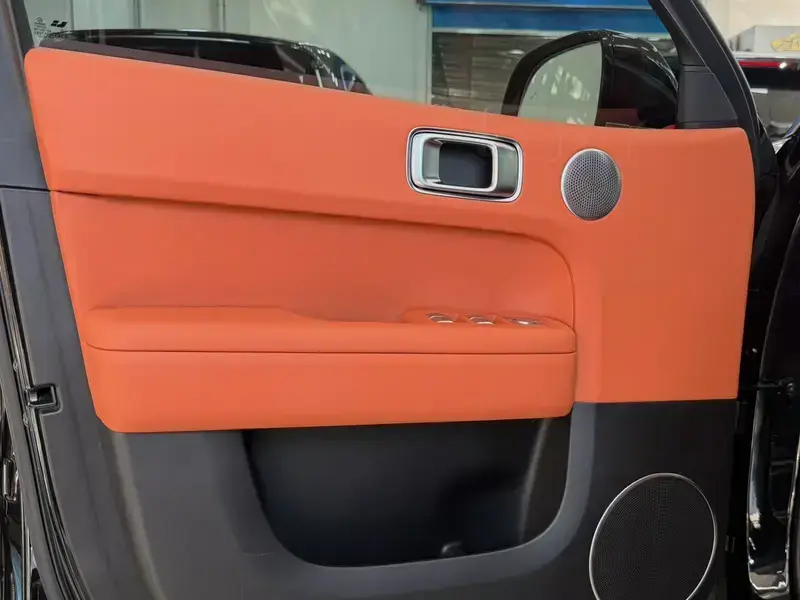 2024 Li Auto (Lixiang) L6 с пробегом 25 000 км