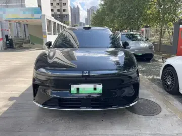 2026 Zeekr 7X с пробегом 8 500 км