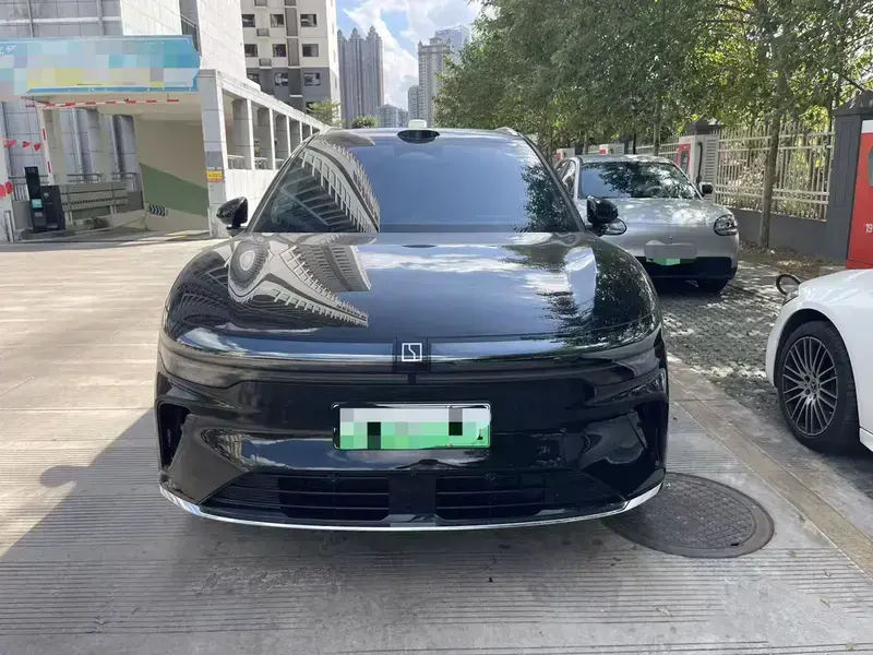 2026 Zeekr 7X с пробегом 8 500 км