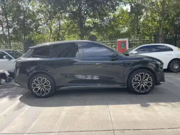2026 Zeekr 7X с пробегом 8 500 км