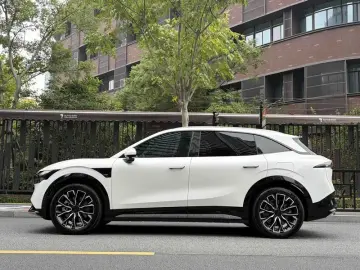 2025 Zeekr 7X с пробегом 25 000 км