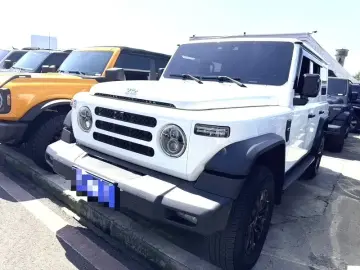 212 T01