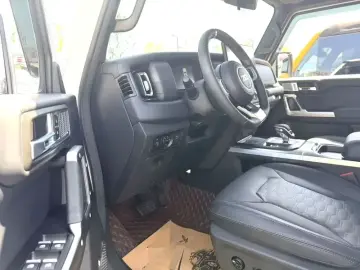 2025 212 T01 с пробегом 8 000 км