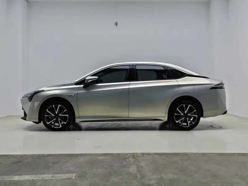2022 Aion S с пробегом 42 100 км