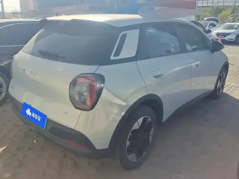 2025 Aion UT с пробегом 24 000 км