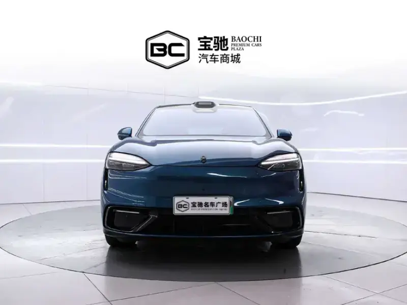 2026 Aito M6 с пробегом 6 000 км