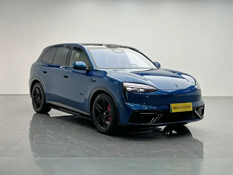 2026 Aito M6 с пробегом 6 200 км