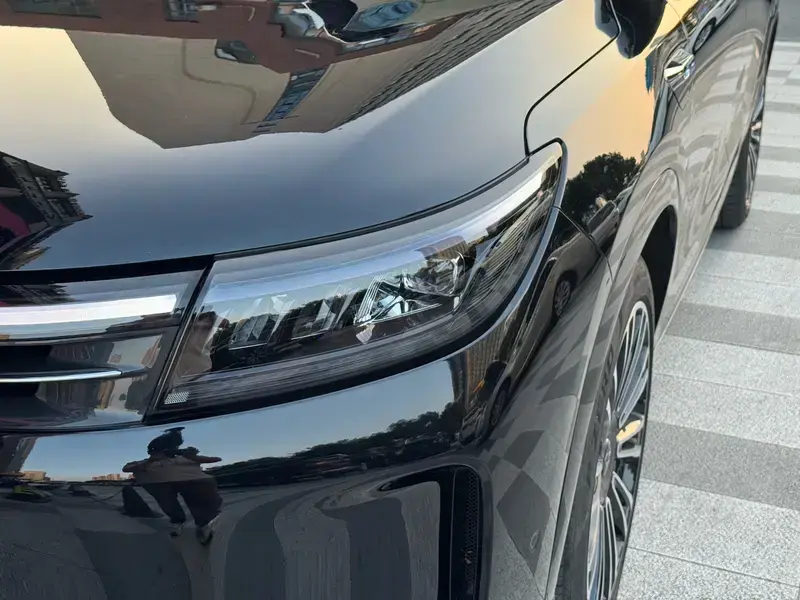 2024 Aito M7 с пробегом 27 000 км