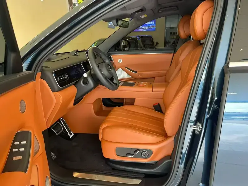 2026 Aito M7 с пробегом 10 000 км