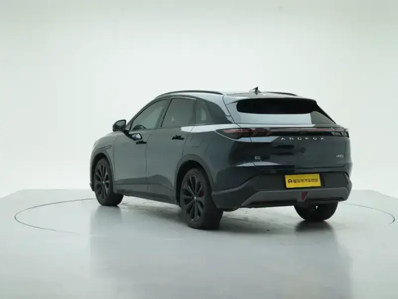 2025 Arcfox Alpha T5 с пробегом 31 800 км