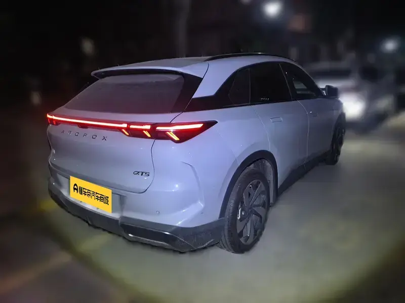 2026 Arcfox Alpha T5 с пробегом 15 100 км