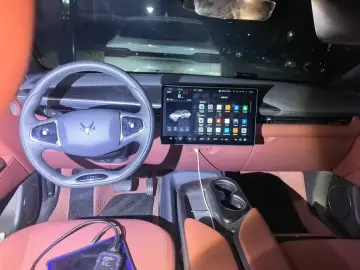 2026 Arcfox Alpha T5 с пробегом 15 100 км