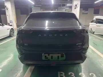 2025 Arcfox Alpha T5 с пробегом 27 000 км