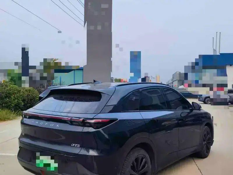 2025 Arcfox Alpha T5 с пробегом 27 000 км