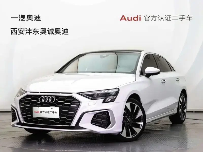 2024 Audi A3 с пробегом 21 800 км