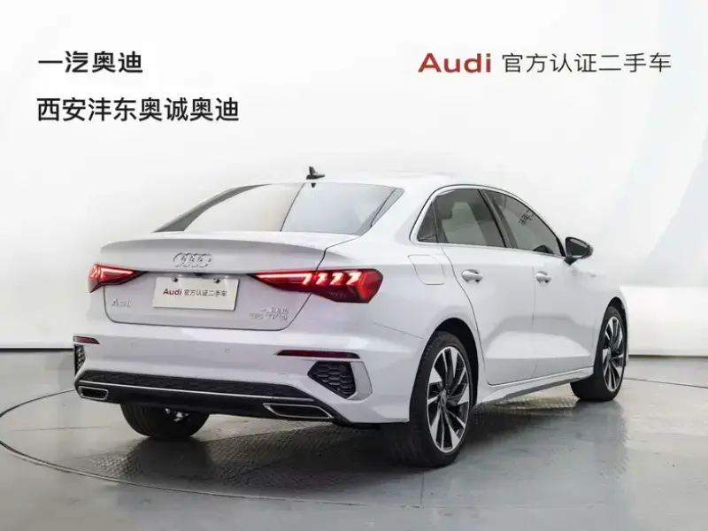2024 Audi A3 с пробегом 21 800 км