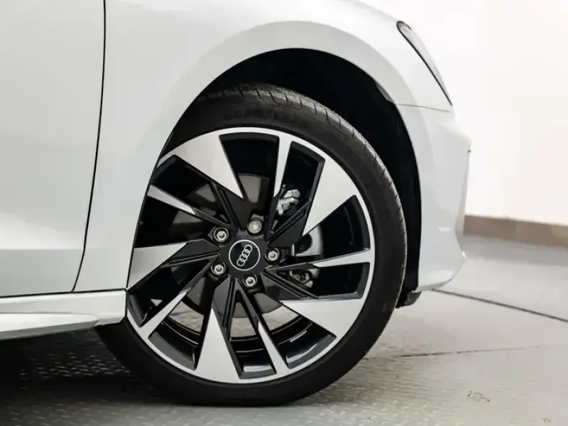 2024 Audi A3 с пробегом 21 800 км