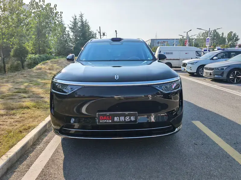 2025 Aito M8 с пробегом 28 000 км