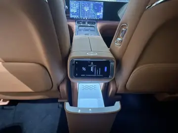 2026 Aito M9 с пробегом 100 км
