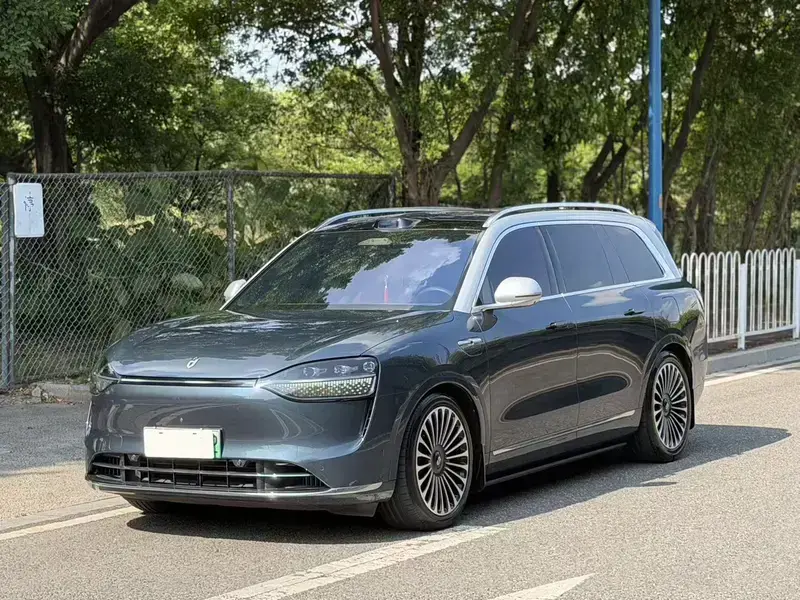 2024 Aito M9 с пробегом 50 000 км