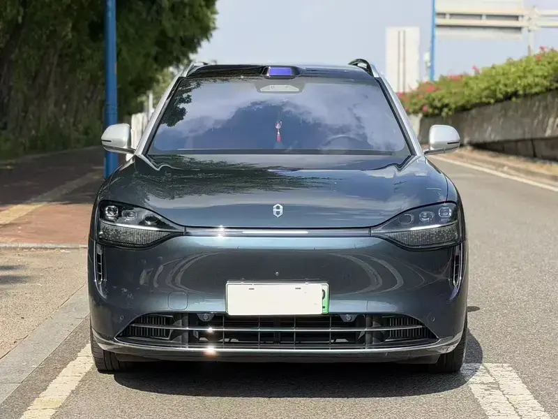 2024 Aito M9 с пробегом 50 000 км