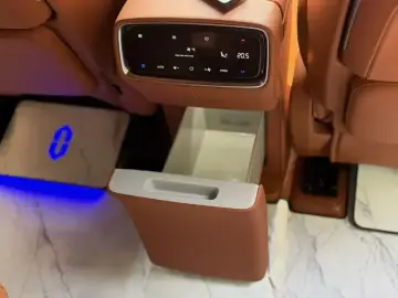 2024 Aito M9 с пробегом 50 000 км