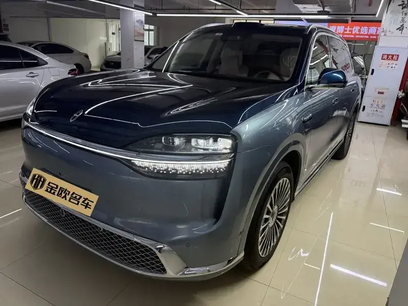 2026 Aito M9 с пробегом 6 800 км