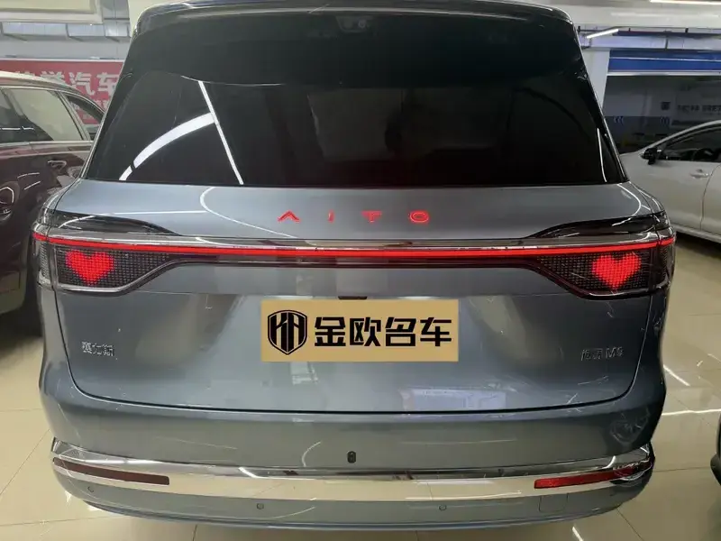 2026 Aito M9 с пробегом 6 800 км