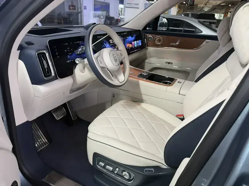 2026 Aito M9 с пробегом 6 800 км