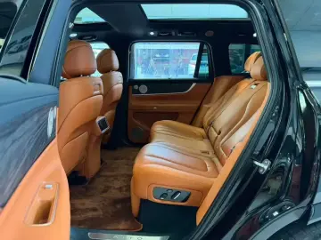 2025 Aito M9 с пробегом 21 000 км