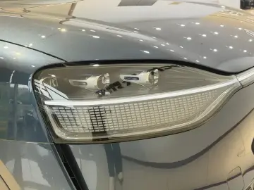 2025 Aito M9 с пробегом 28 000 км