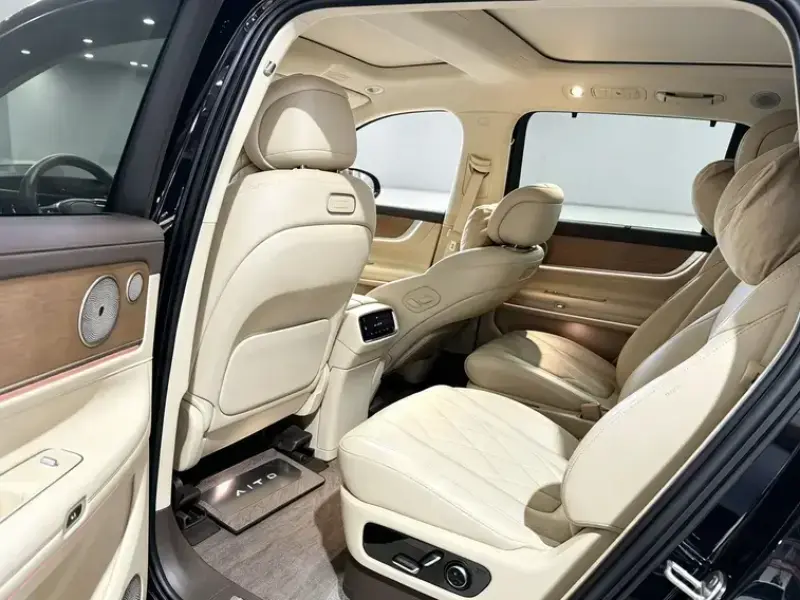 2024 Aito M9 с пробегом 70 000 км