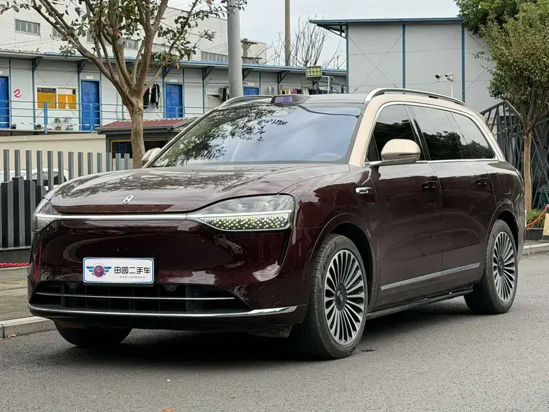 2025 Aito M9 с пробегом 38 000 км