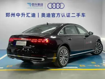 2025 Audi A8 с пробегом 2 000 км