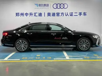 2025 Audi A8 с пробегом 2 000 км