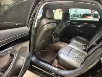 2021 Audi A8 с пробегом 118 200 км