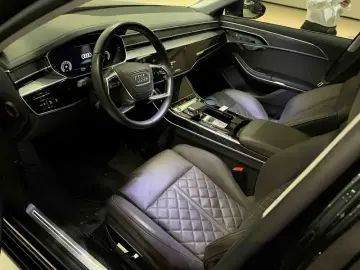 2024 Audi A8 с пробегом 19 000 км