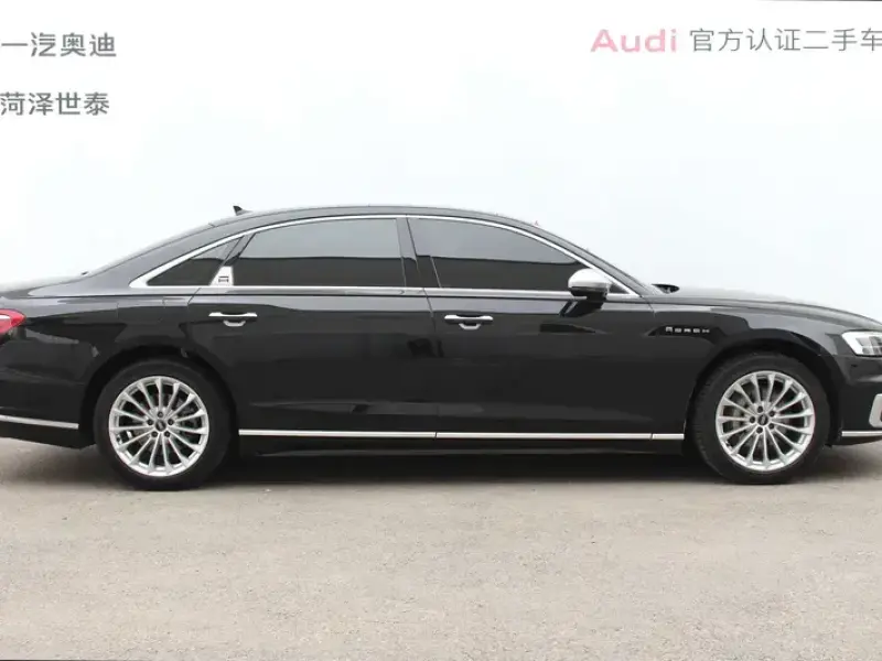 2022 Audi A8 с пробегом 61 500 км