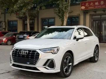 2021 Audi Q3 с пробегом 29 000 км
