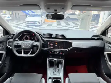 2022 Audi Q3 с пробегом 96 000 км
