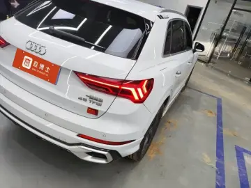 2024 Audi Q3 с пробегом 19 000 км