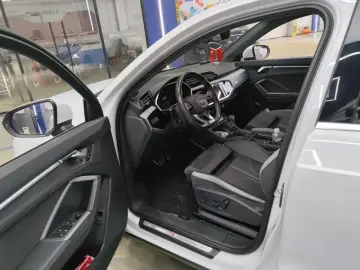 2024 Audi Q3 с пробегом 19 000 км